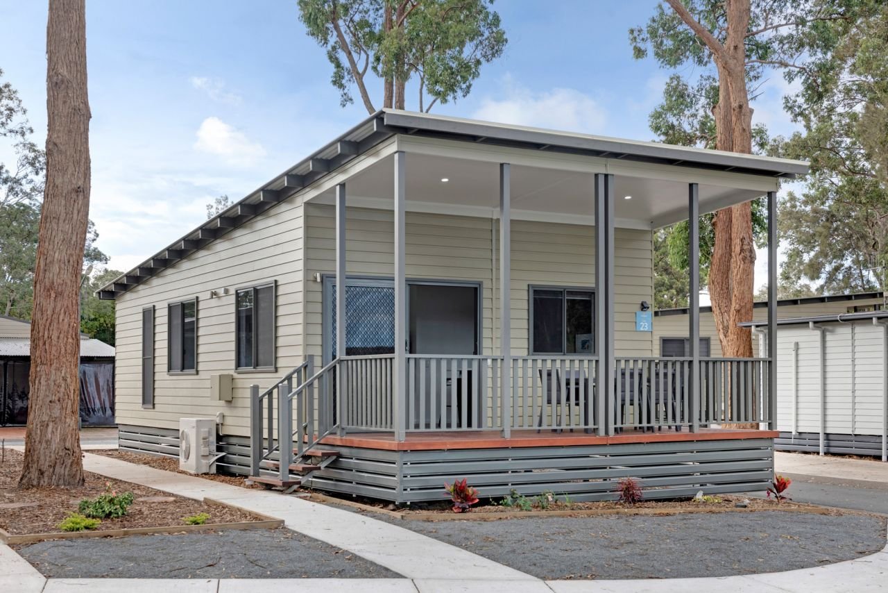 DISCOVERY PARKS - FORSTER-guestroom-Dlx 2BR Cabin (1769).jpg