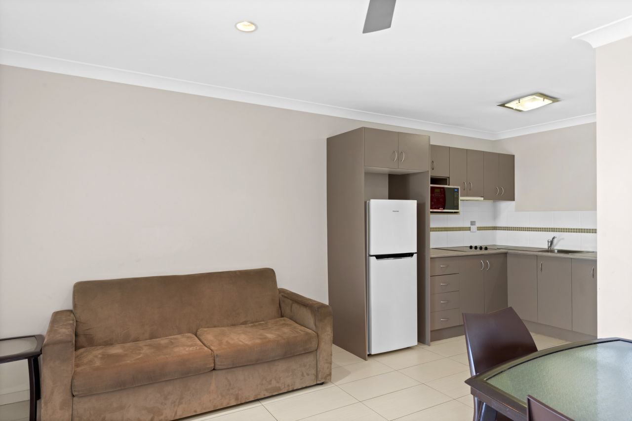 DISCOVERY PARKS - FRASER ST-guestroom-Dlx 1BR Cabin Slps 4 (40) - Living Area.jpg