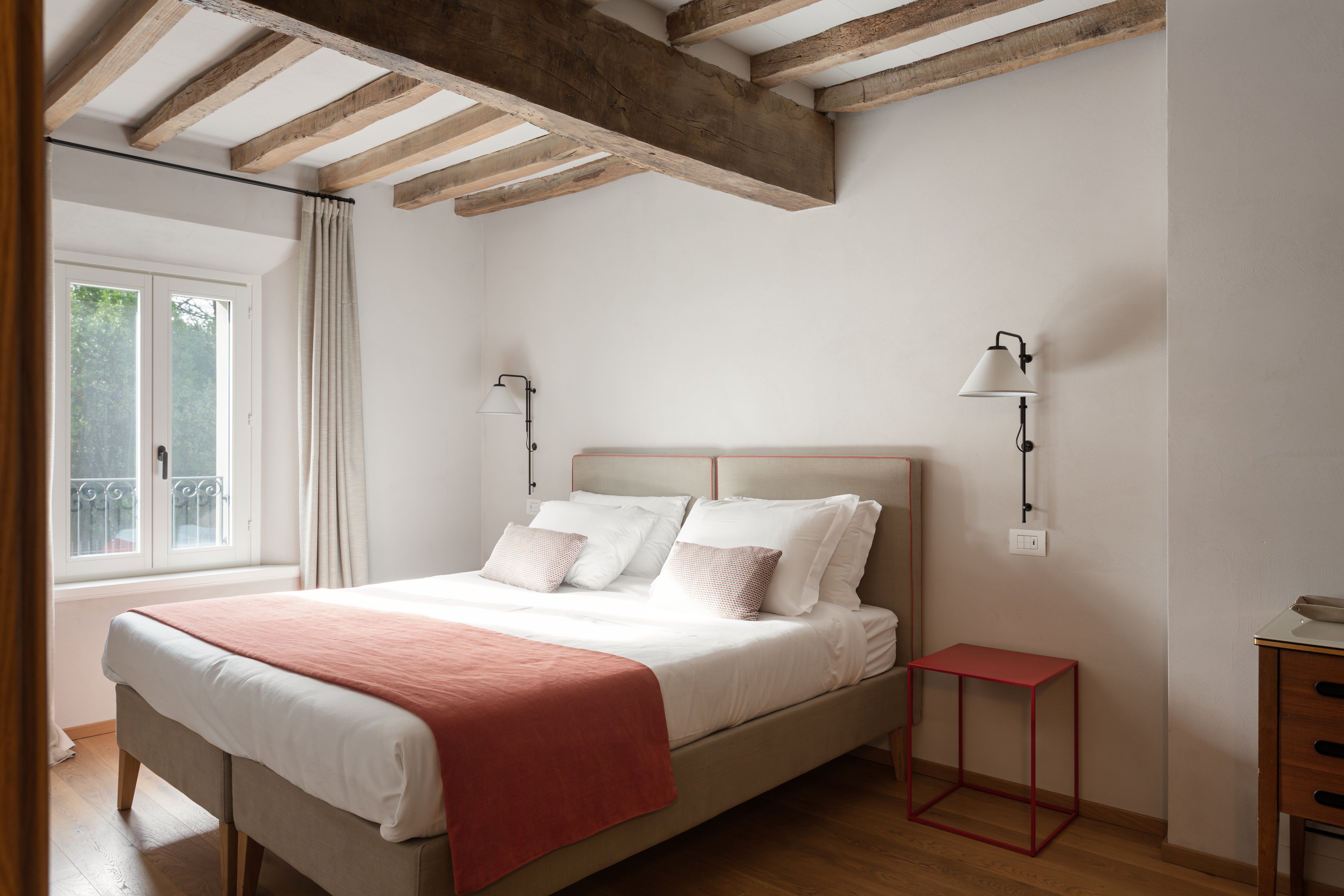 RELAIS RONCOLO 1888-guestroom-Superior Room Dimora.jpg