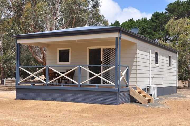 DISCOVERY PARKS - KANGAROO ISL-guestroom-Dlx 1BR Cabin Slps 2 (2486).jpg