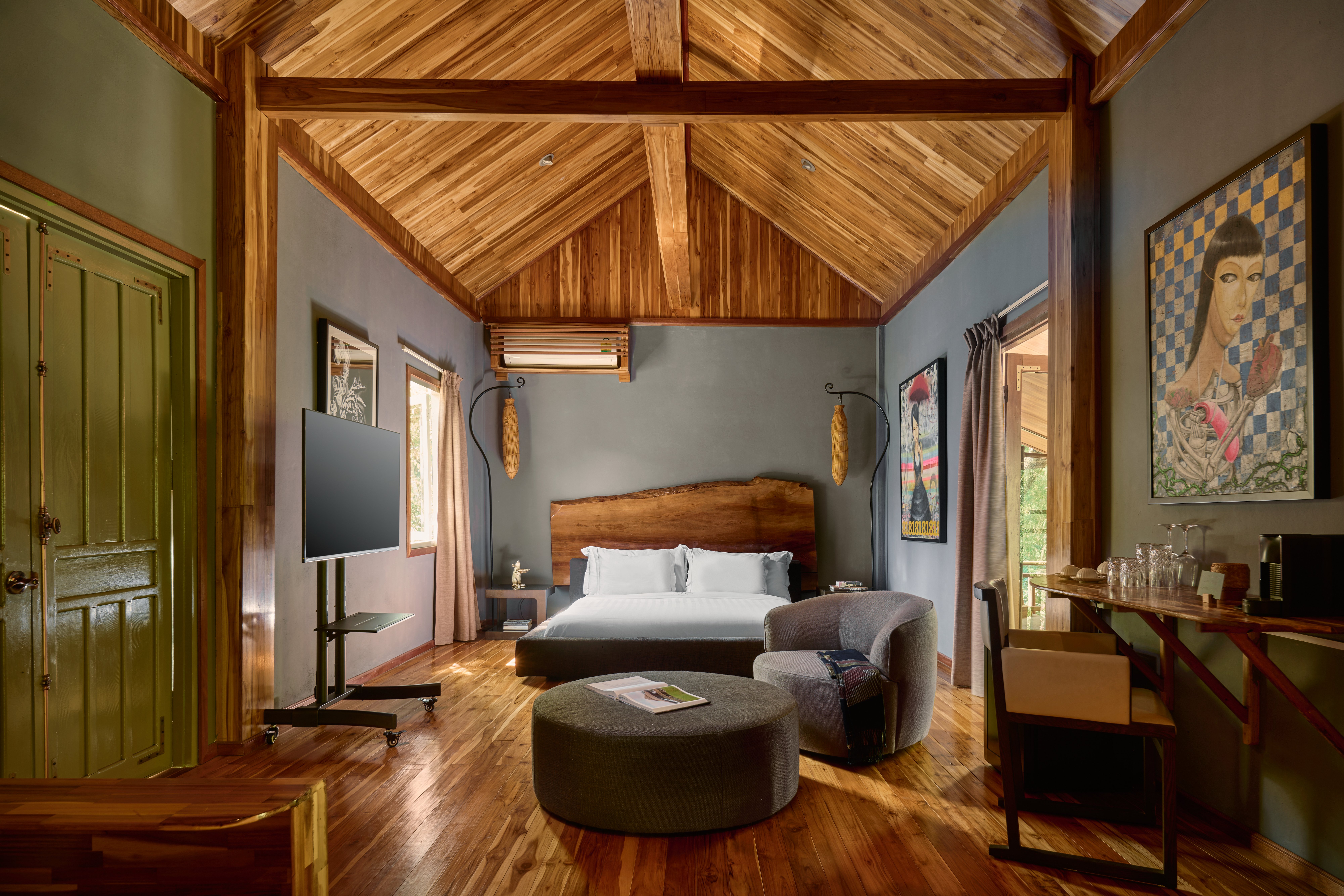 THE NAMKHAN-guestroom-Art Suite.jpg