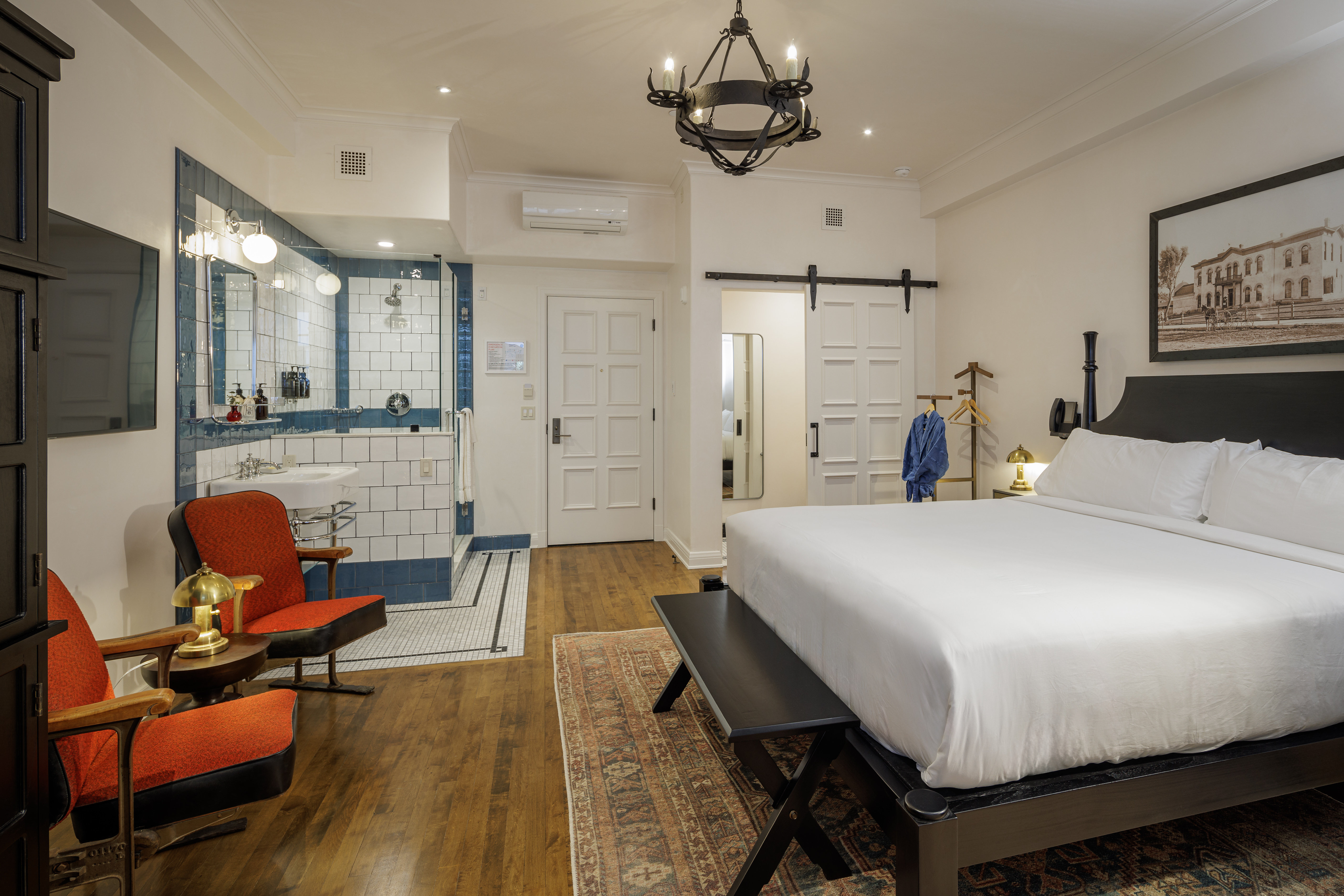 HOTEL SAN BUENA-guestroom-Historic Suite Room.jpg