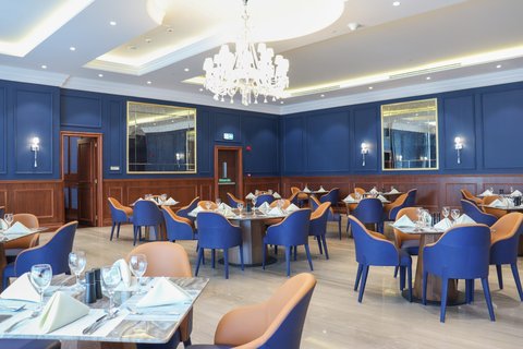D0DC71 Restaurant