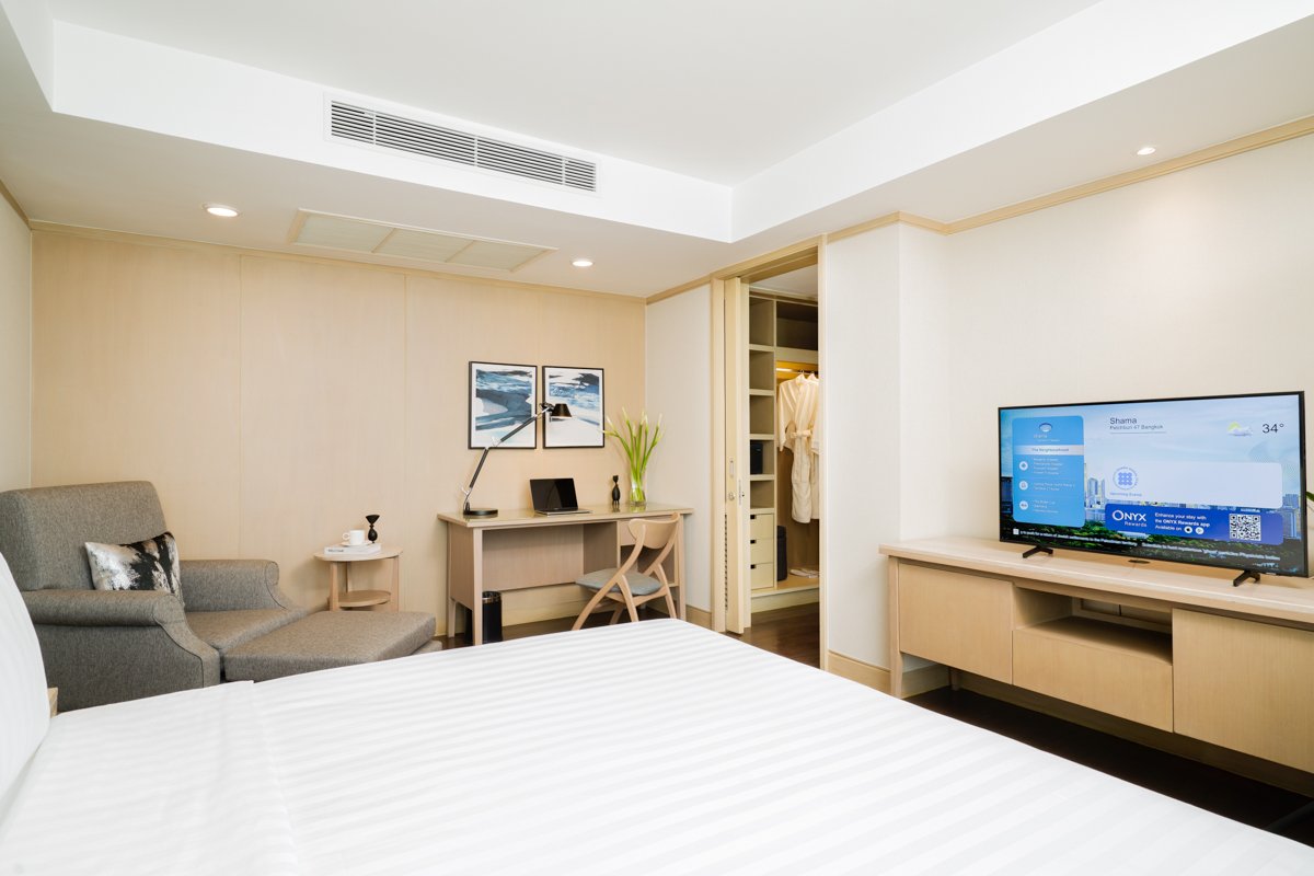 Shama Petchburi 47 Bangkok-guestroom-Shama Petchburi 47 Bangkok-One Bed Suite Garden View-Bedroom.jpg