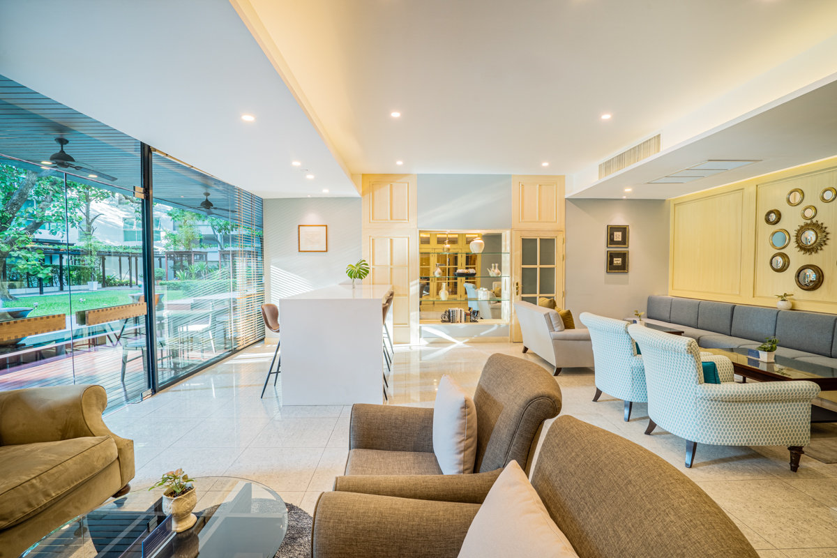 Shama Petchburi 47 Bangkok-guestroom-Shama Petchburi 47 Bangkok-Living Room-Main.jpg