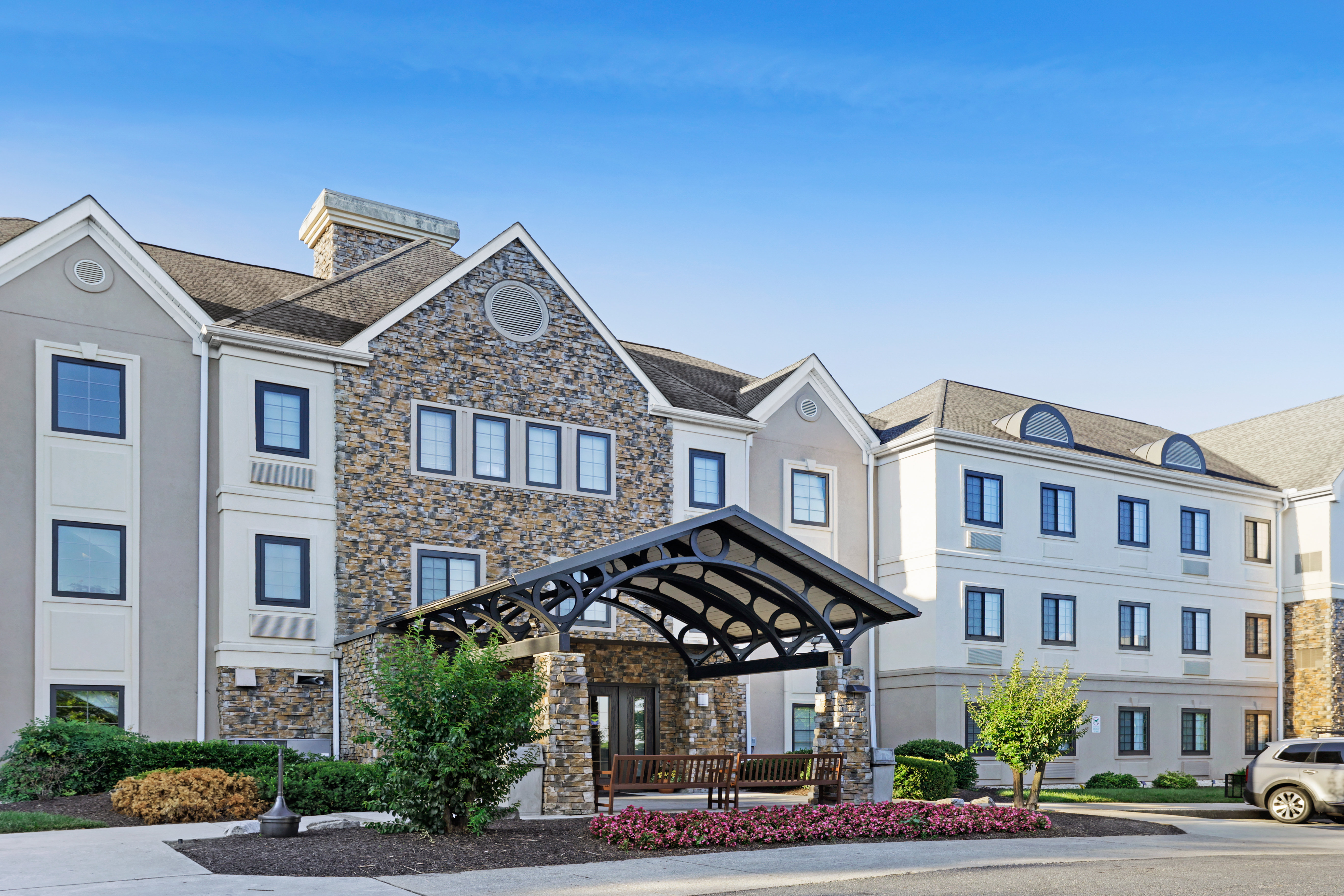 STAYBRIDGE STES COLUMBIA BY IHG-guestroom-Experience a superior stay at our all suite hotel in Columbia..jpg