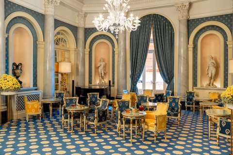 Canova Bar