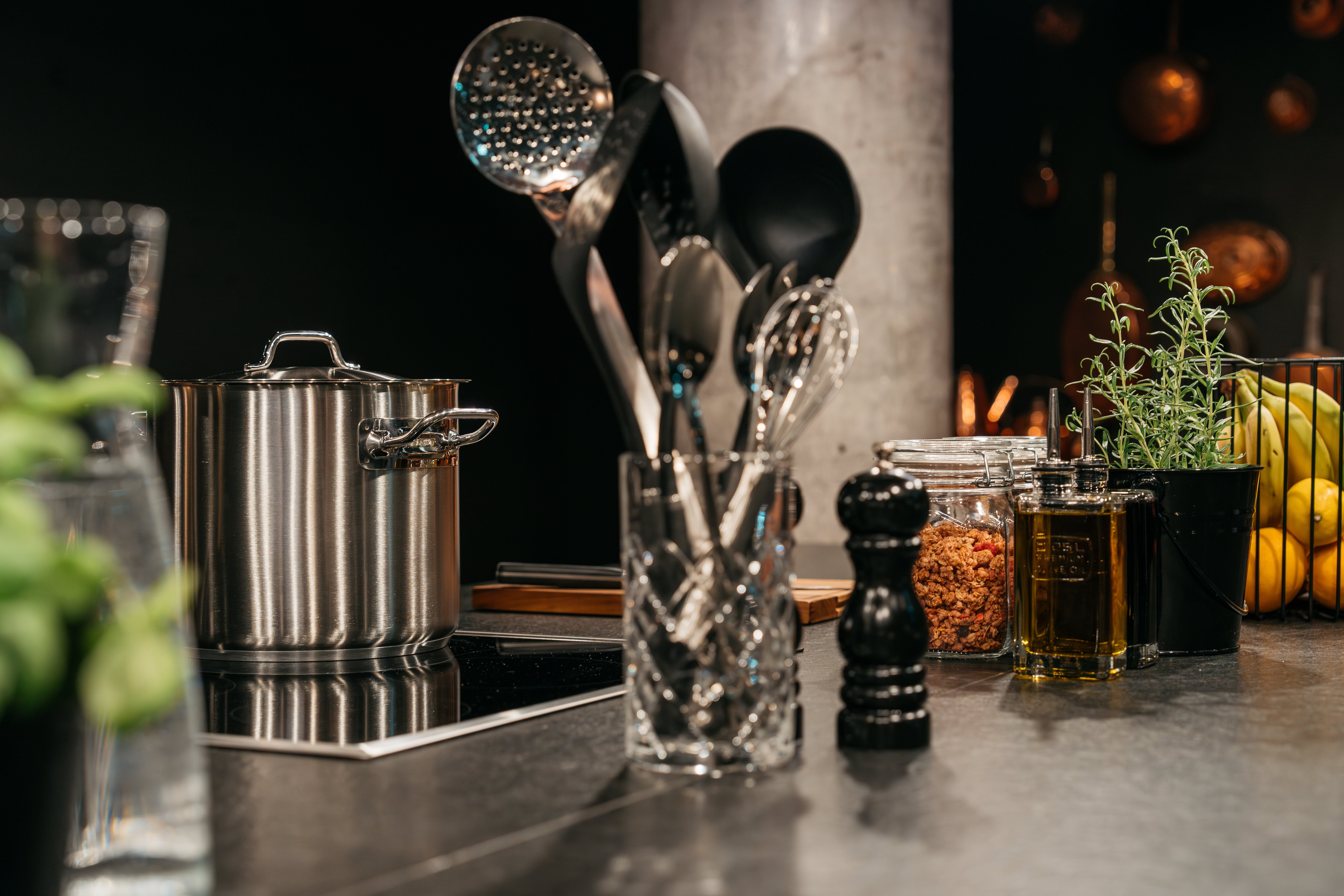 RUBY HANNA HOTEL STUTTGART-guestroom-Ruby Hanna Resident Kitchen .jpg