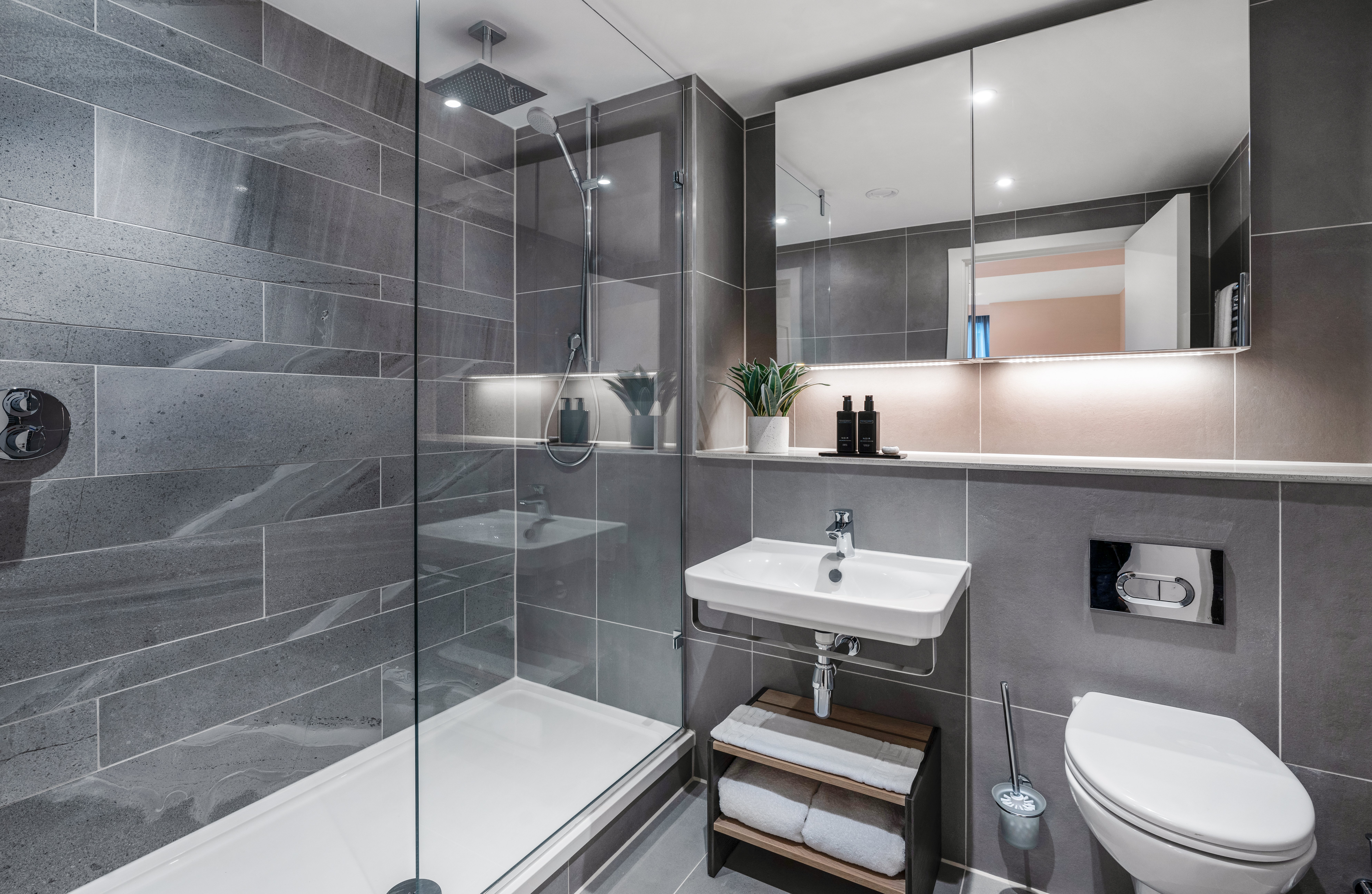 CITYSUITES 2-guestroom-Studio Apartment Bathroom.jpg
