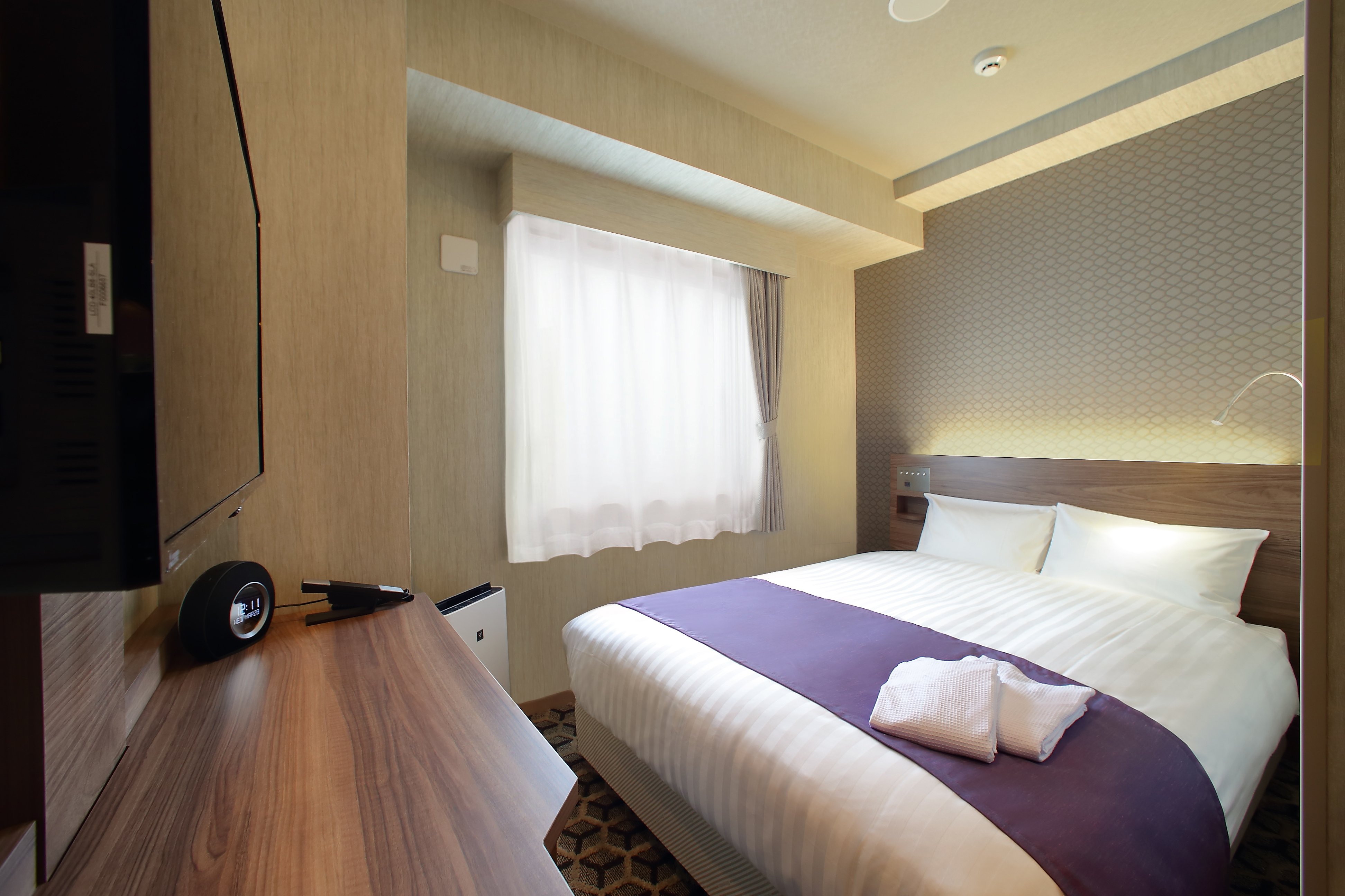 HTL ORIENTAL EXP OSA-guestroom-Oriental Double Room.jpg