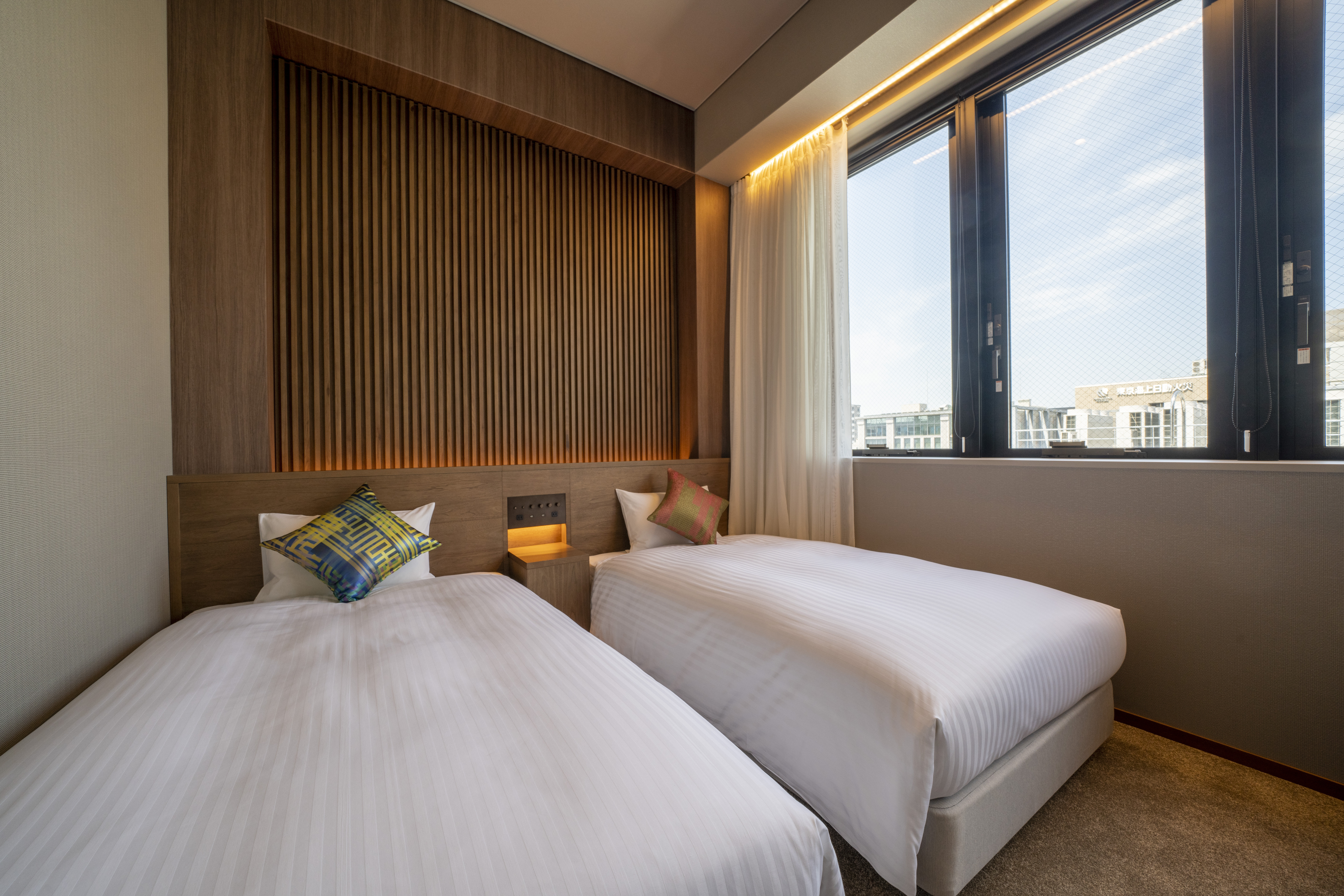 HTL ORIENTAL EXP FUK NAKASU-guestroom-Twin.jpg