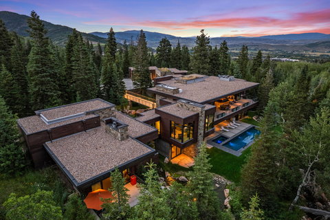 Summer exterior view