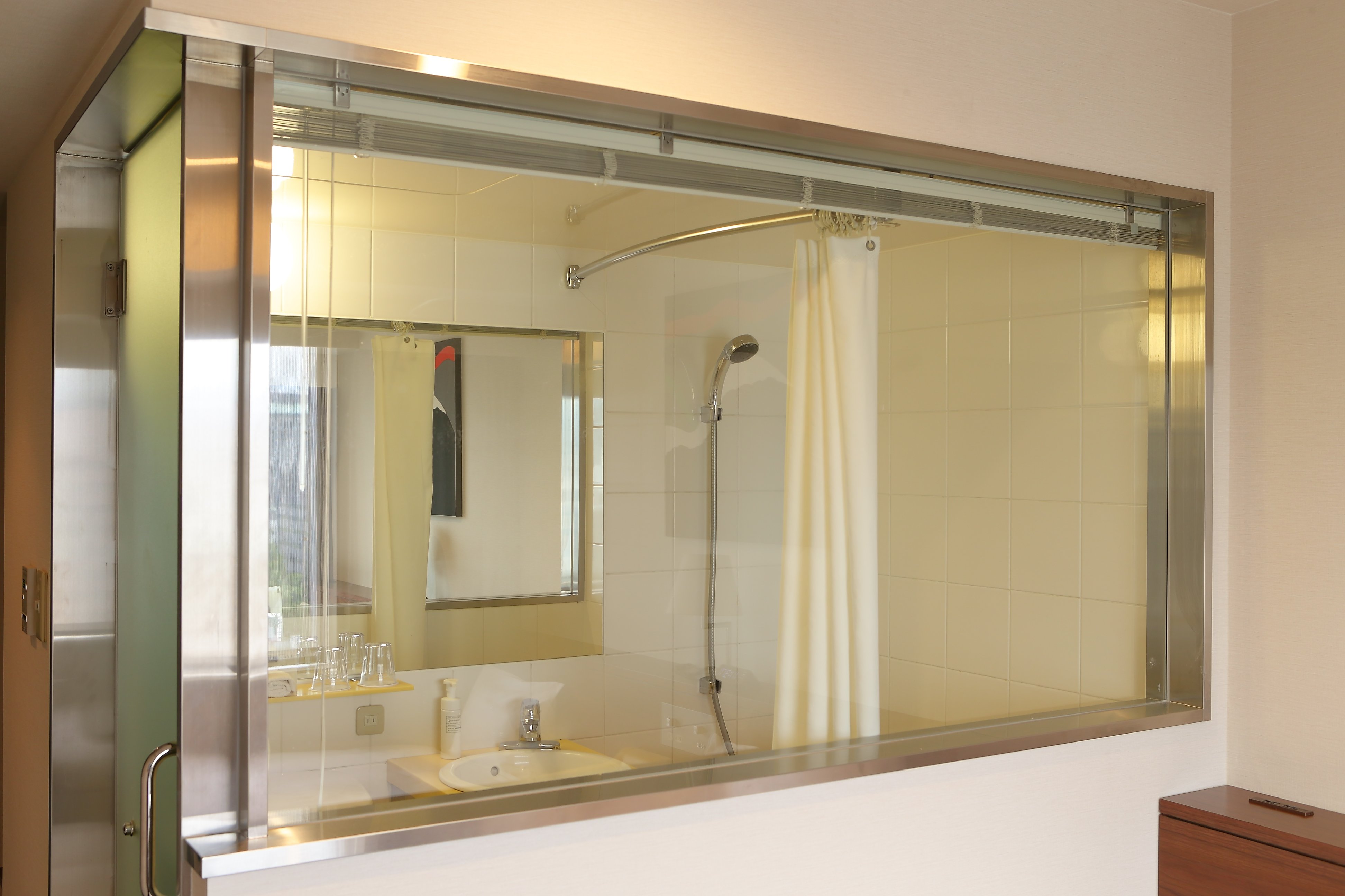 ORIENTAL HTL HIROSHIMA-guestroom-Bathroom.jpg