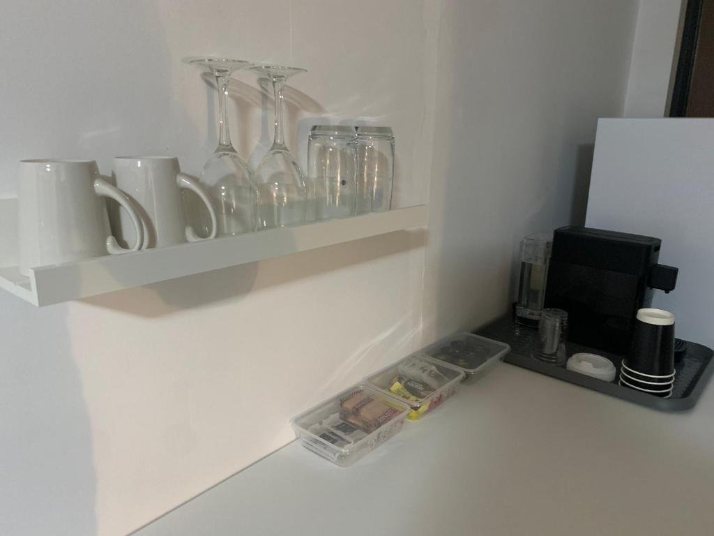 THE RESERVE HOTEL-guestroom-Kitchenette.jpg