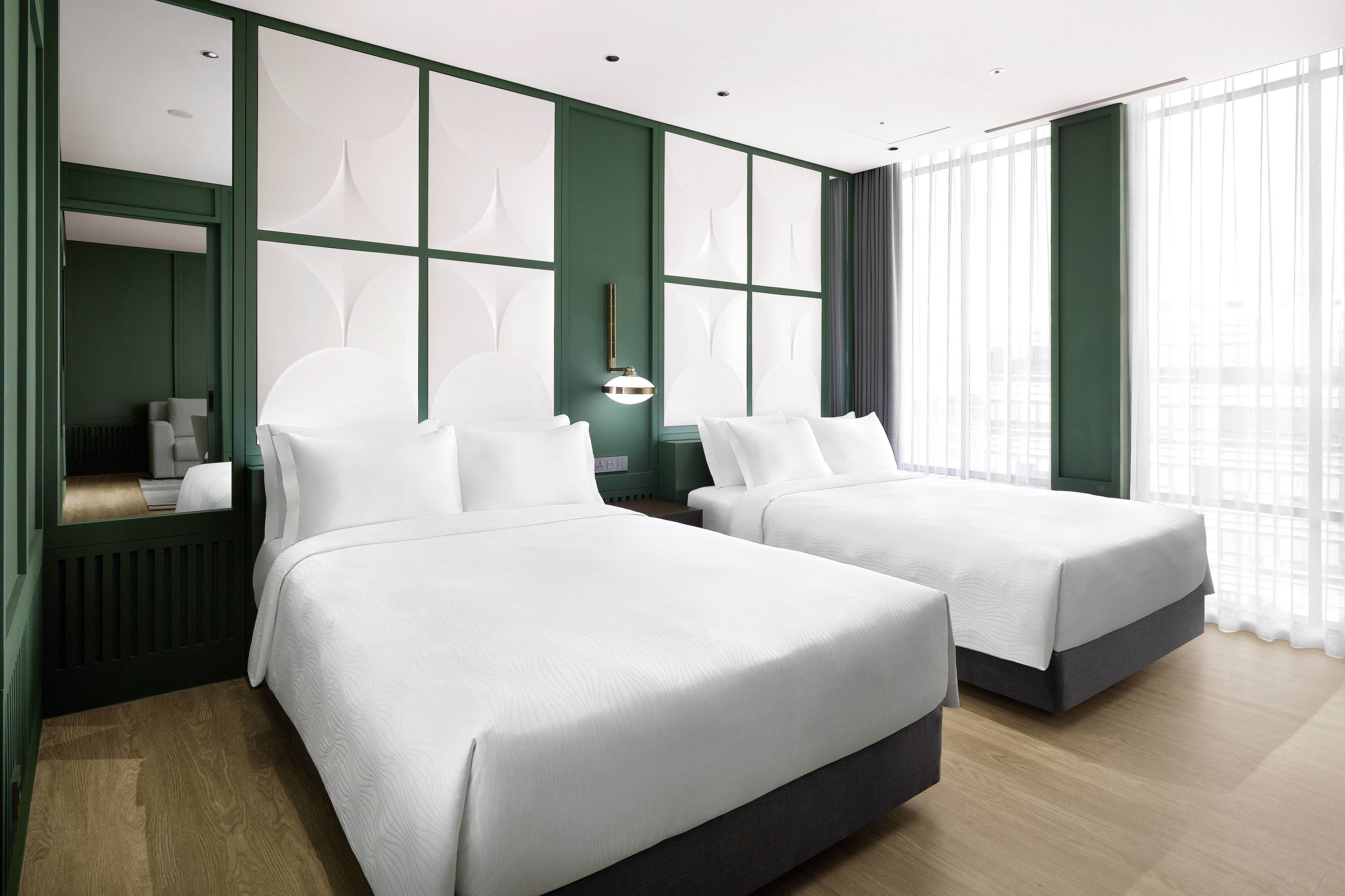GRAVITYÂ JOSUN Seoul Pangyo Autograph Collection-guestroom-Valley Suite - Bedroom.jpg
