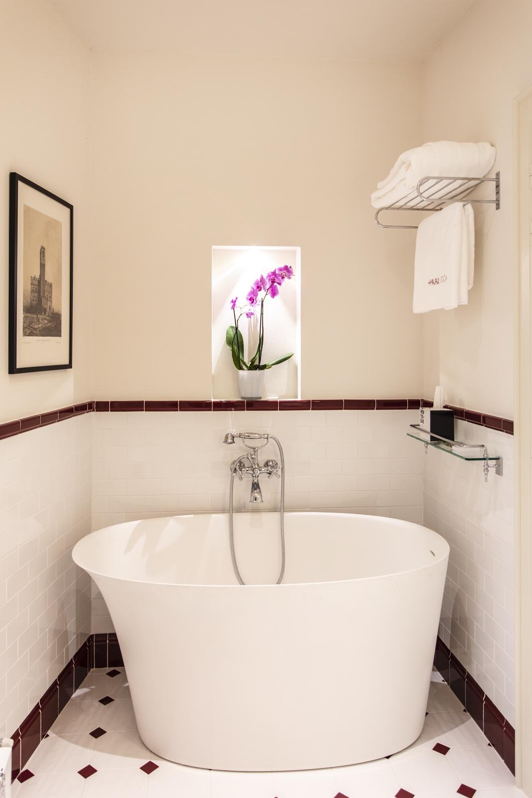 PALAZZO TIGLIO-guestroom-Superior Room - Bathroom.jpg