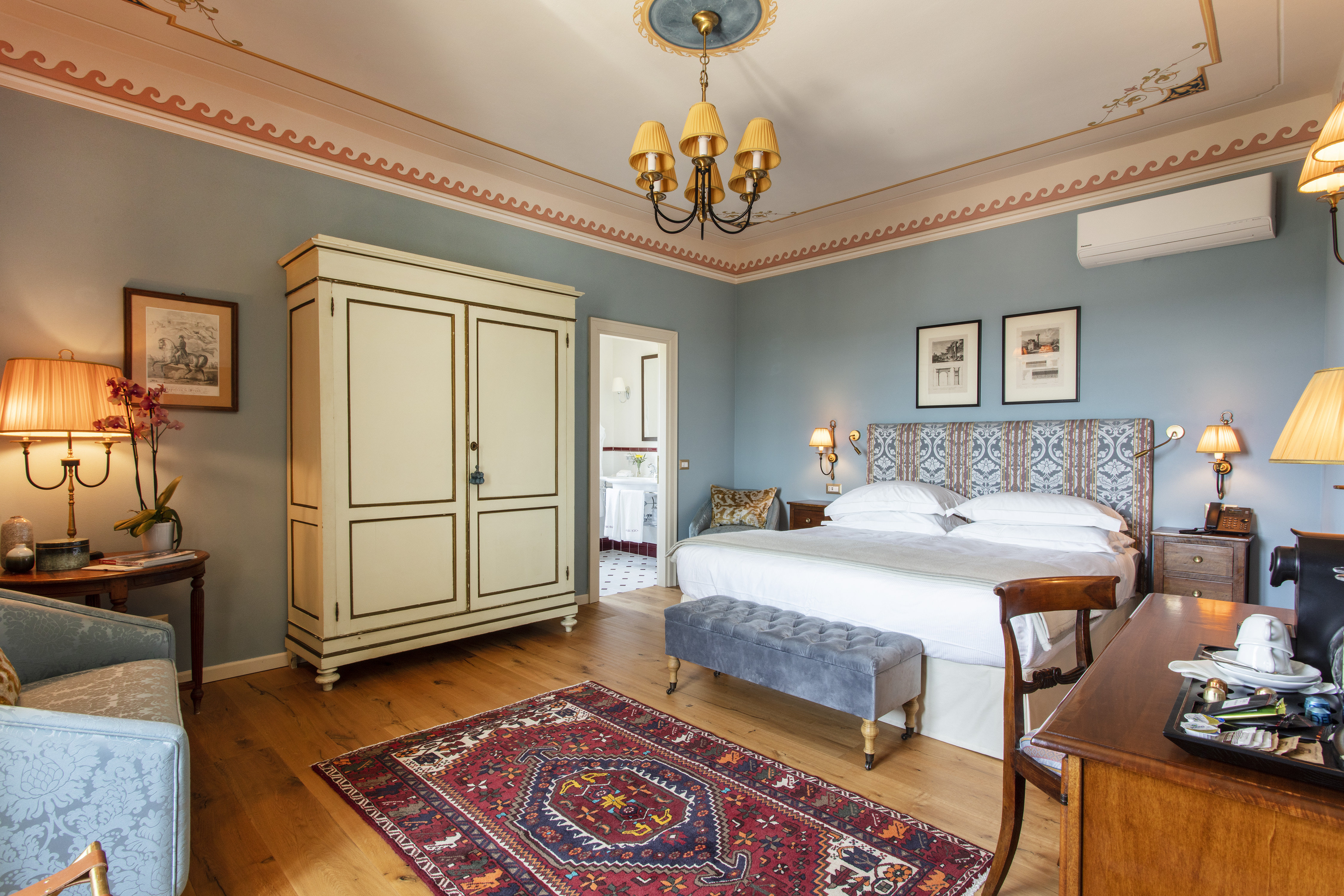 PALAZZO TIGLIO-guestroom-Deluxe Room - Bedroom.jpg