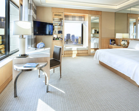 FOUR SEASONS HOTEL NEW YORK - Photo 36