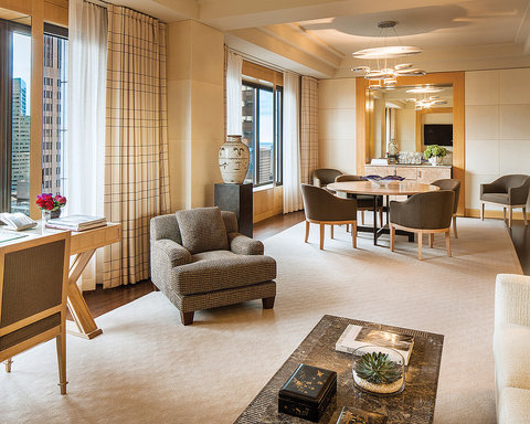 FOUR SEASONS HOTEL NEW YORK - Photo 42