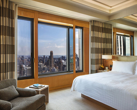 FOUR SEASONS HOTEL NEW YORK - Photo 23