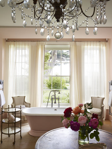 Thyme The Lodge English Rose Bath