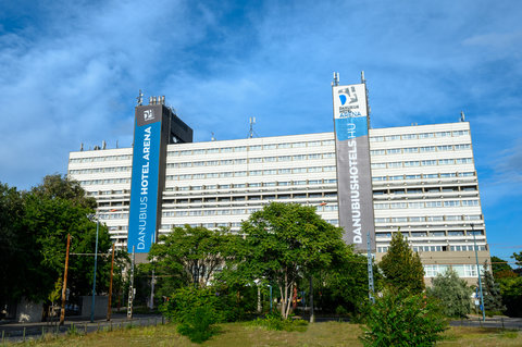 DHHU Danubius Hotel Arena Exterior