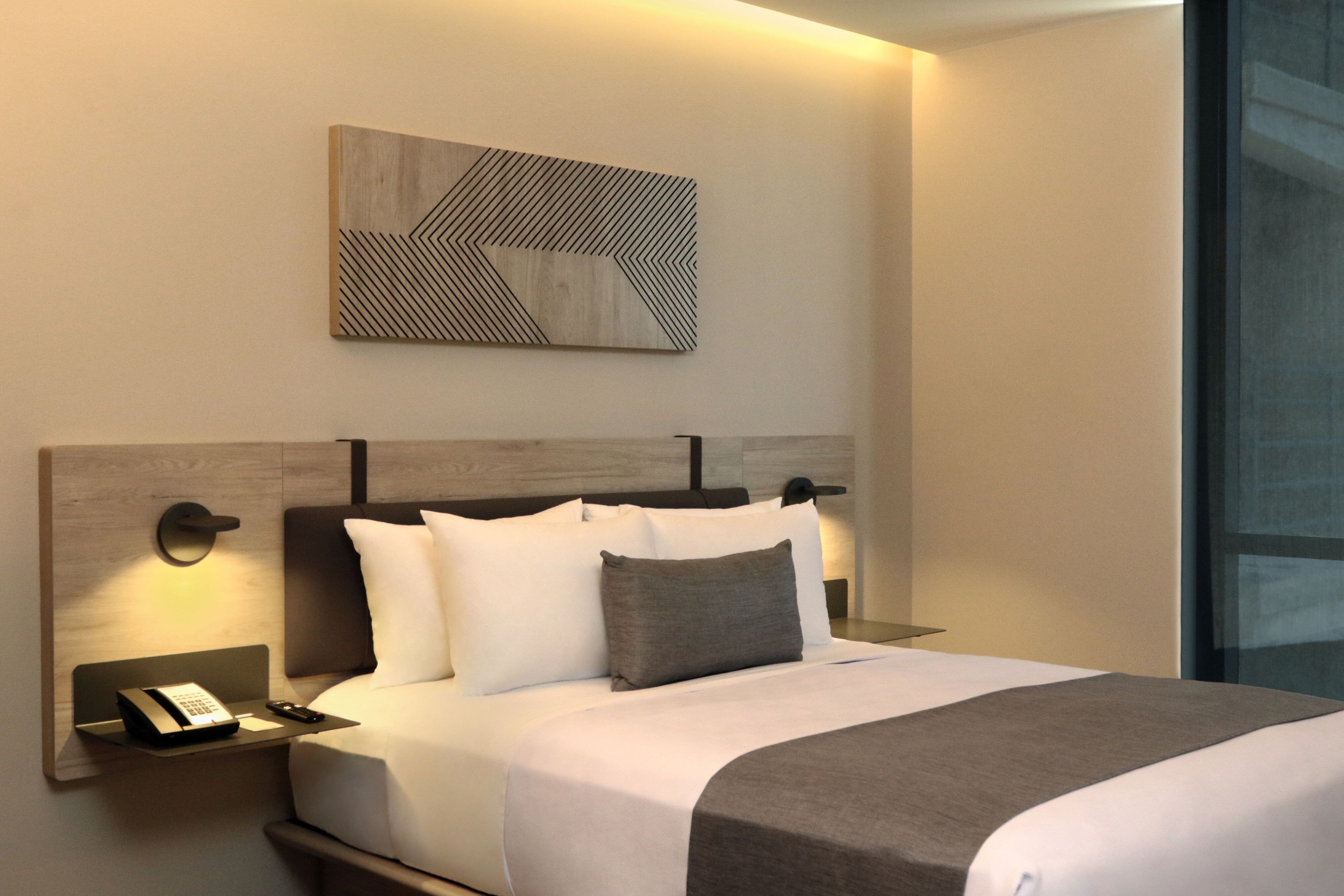 City Express Plus by Marriott Monterrey Centro-guestroom-Queen Guest Room.jpg