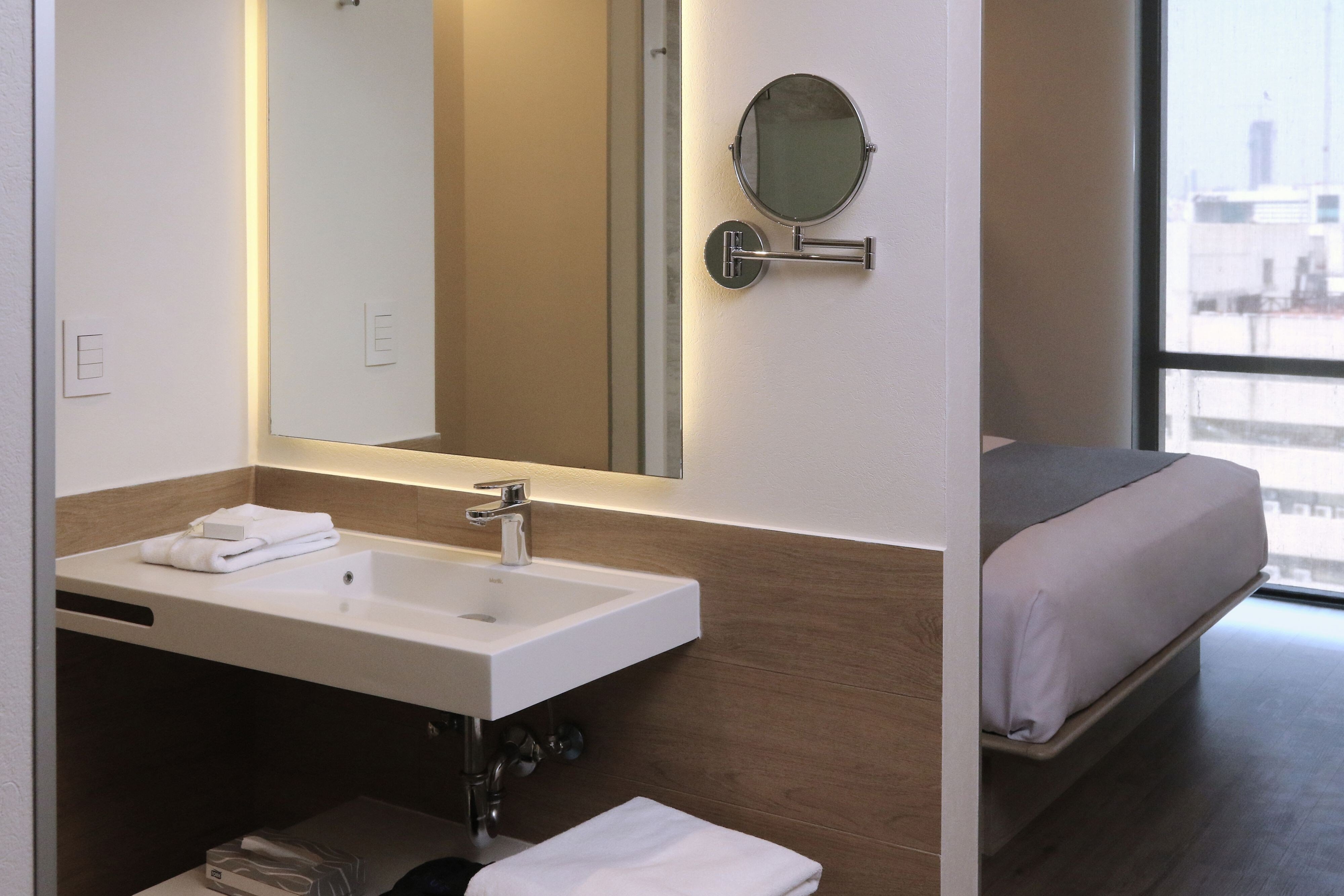 City Express Plus by Marriott Monterrey Centro-guestroom-Guest Bathroom.jpg