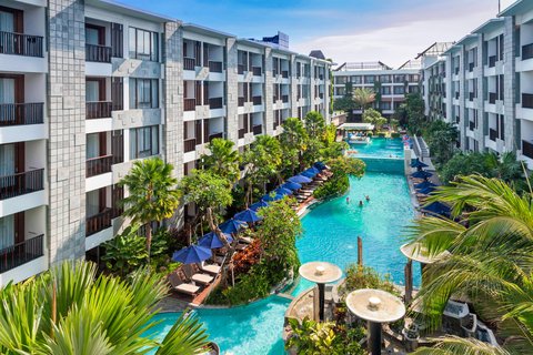 Three tiered pool