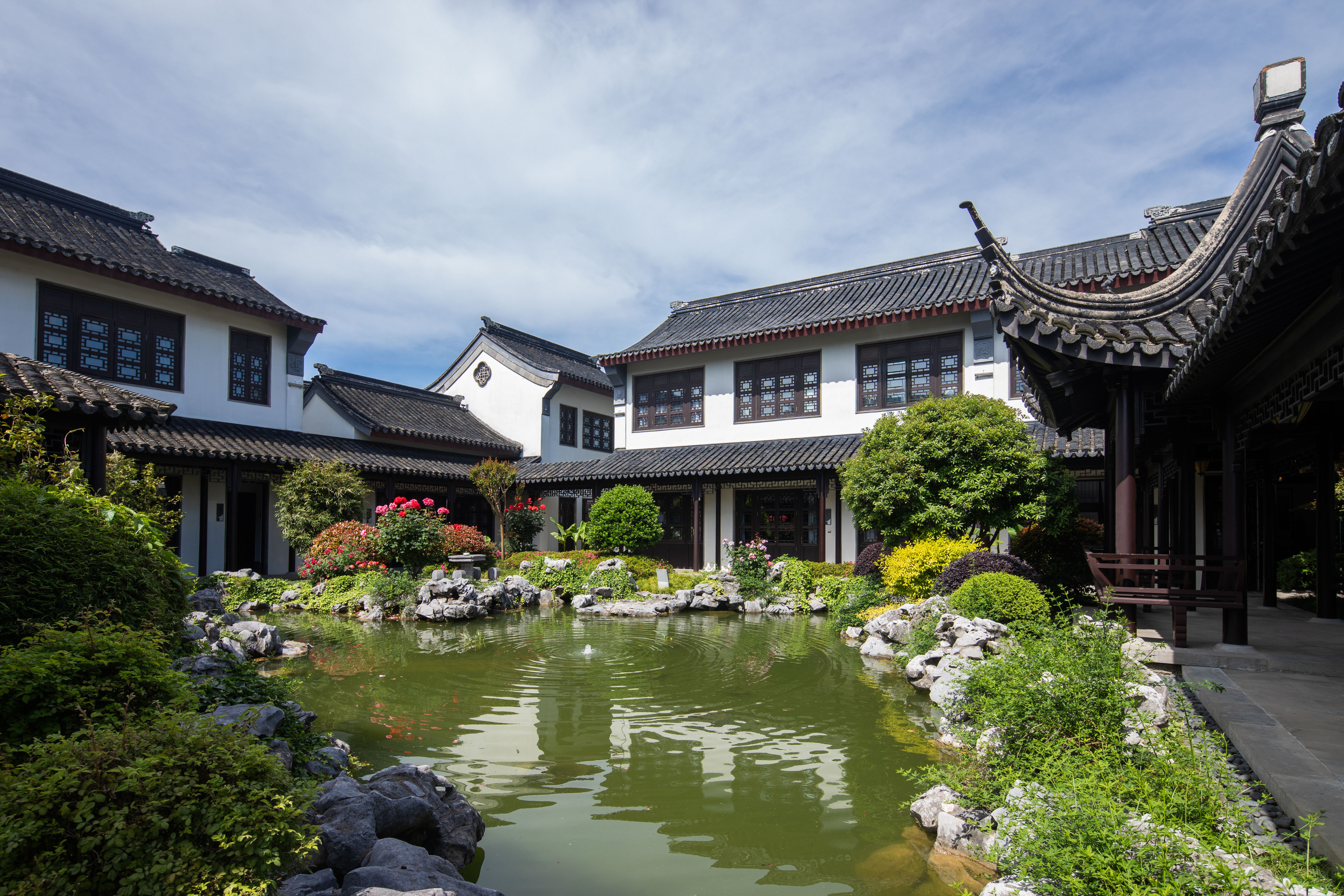 HANYU GARDEN RESERVE SUZHOU-guestroom-Master Duplex One-Bedroom Suite.jpg