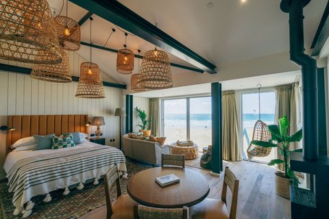 Beach Loft Family Suite Lewis Harrison Pinder
