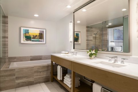 THE RITZ-CARLTON RESIDENCES, WAIKIKI BEACH - Photo 89