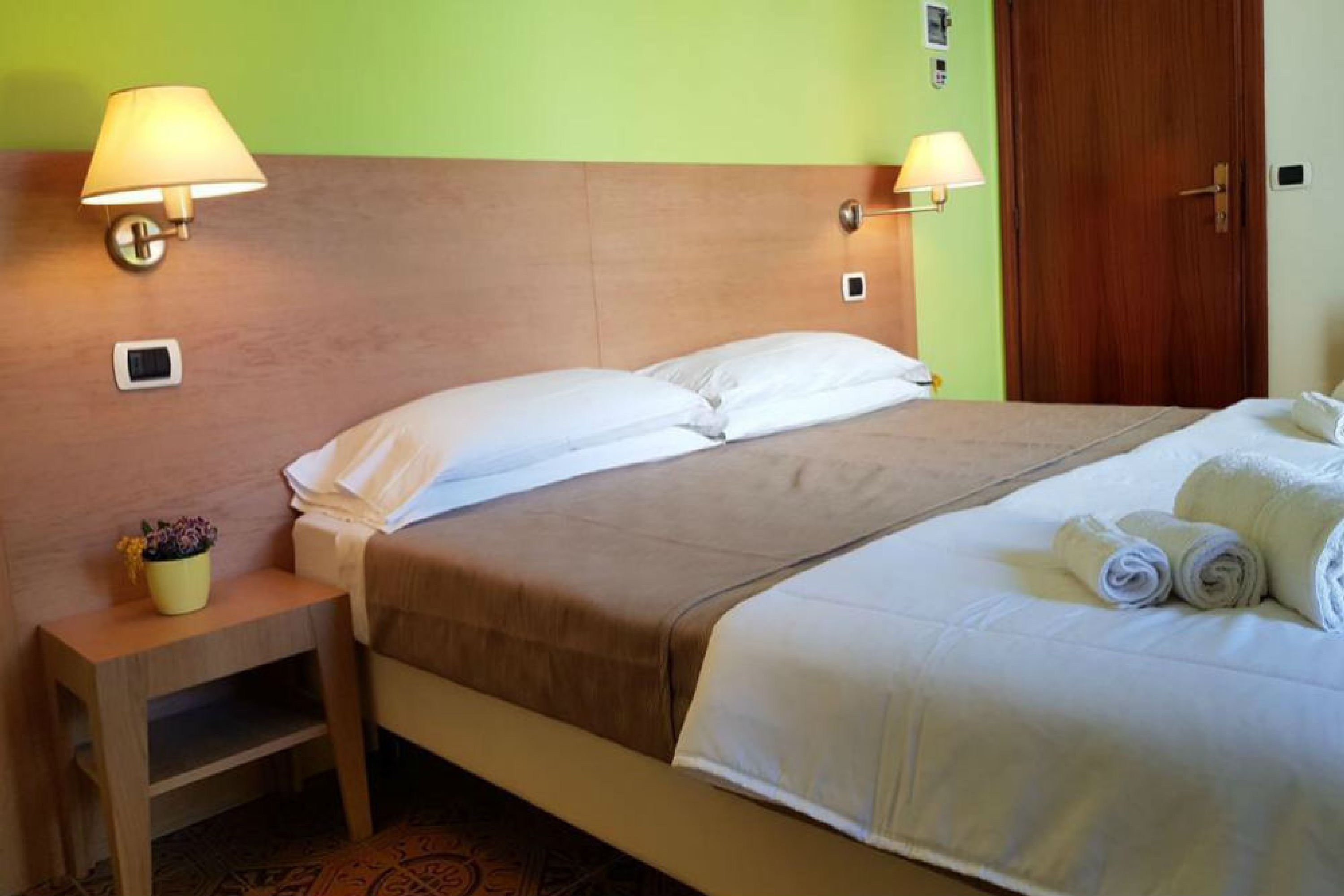 HOTEL BOLOGNA - RIMINI-guestroom-GUEST ROOM.jpg