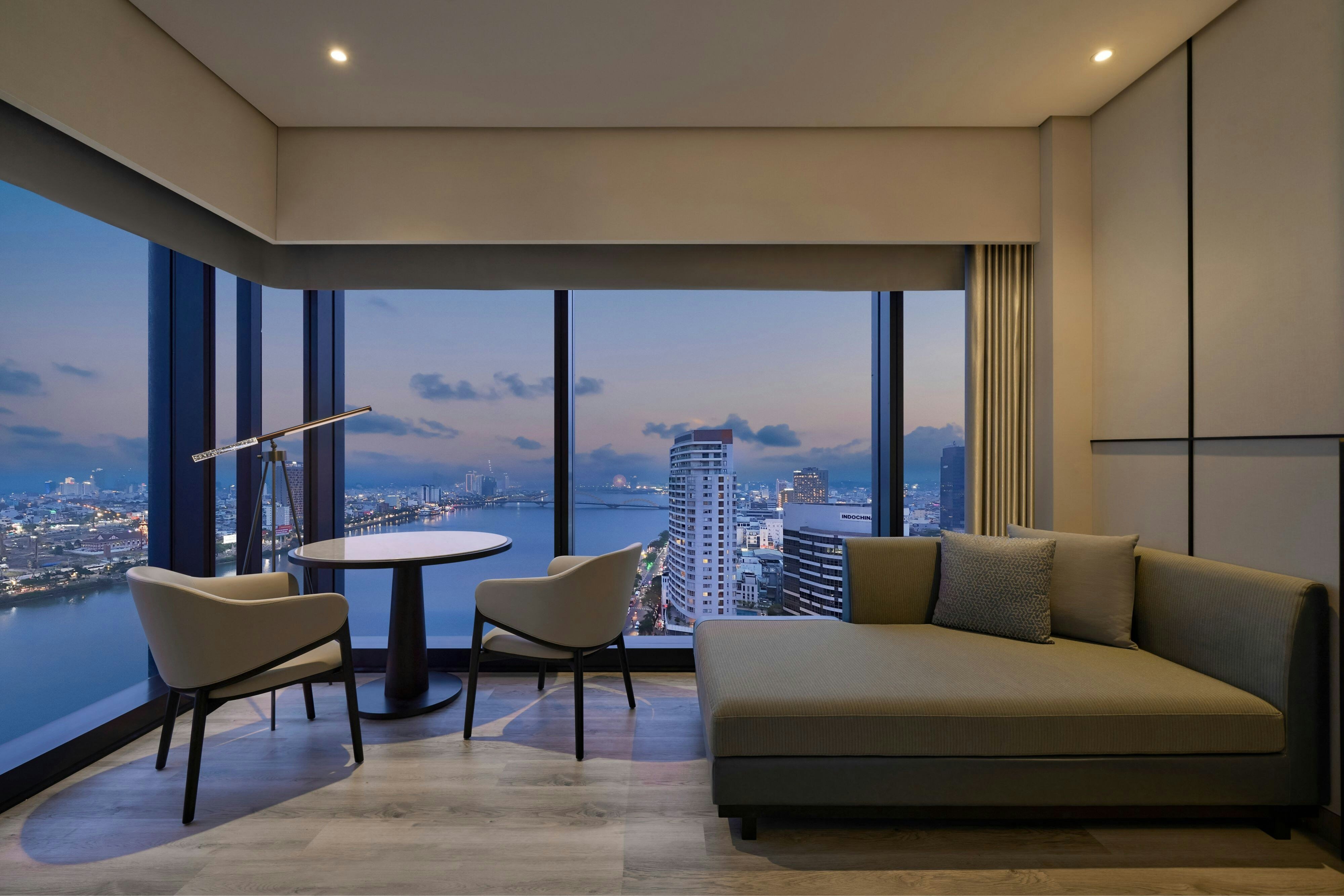 Courtyard by Marriott Danang Han River-guestroom-Executive Corner River King Room - Night time.jpg