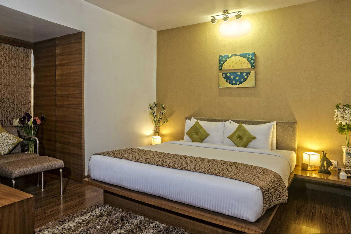 Yogi Executive-guestroom-Premium Room.jpg