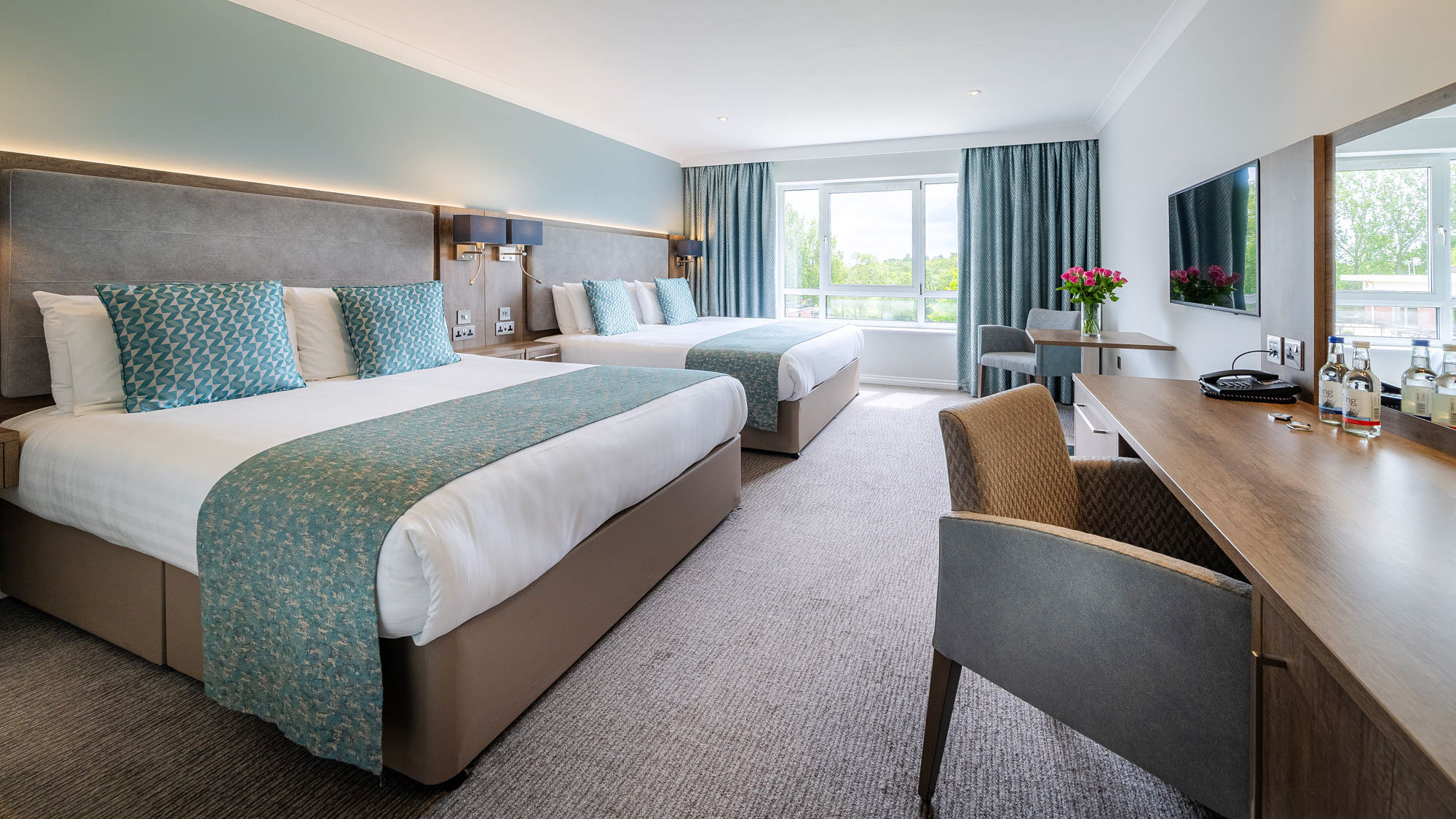 CBH Stoke by Nayland Hotel-guestroom-Golf Deluxe Twin Room.jpg