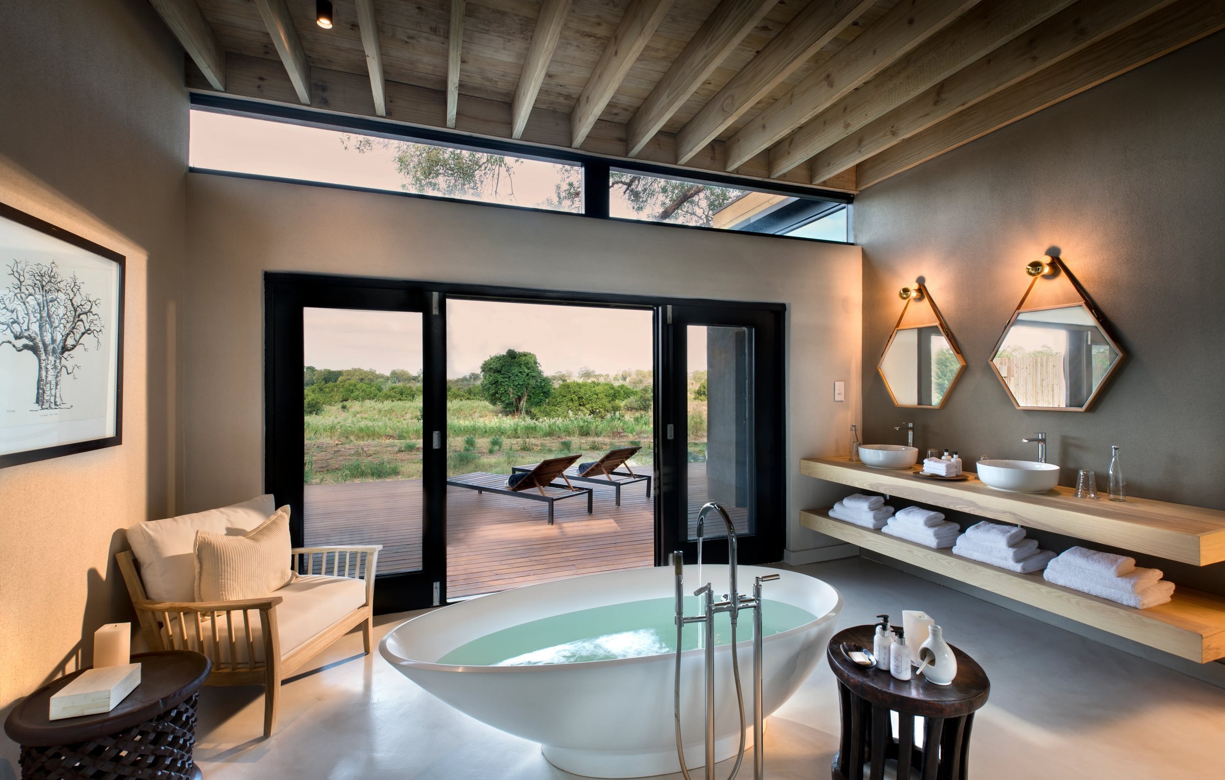 Lion Sands River Lodge-guestroom-Lion Sands River Lodge River Suite Bathroom.jpg