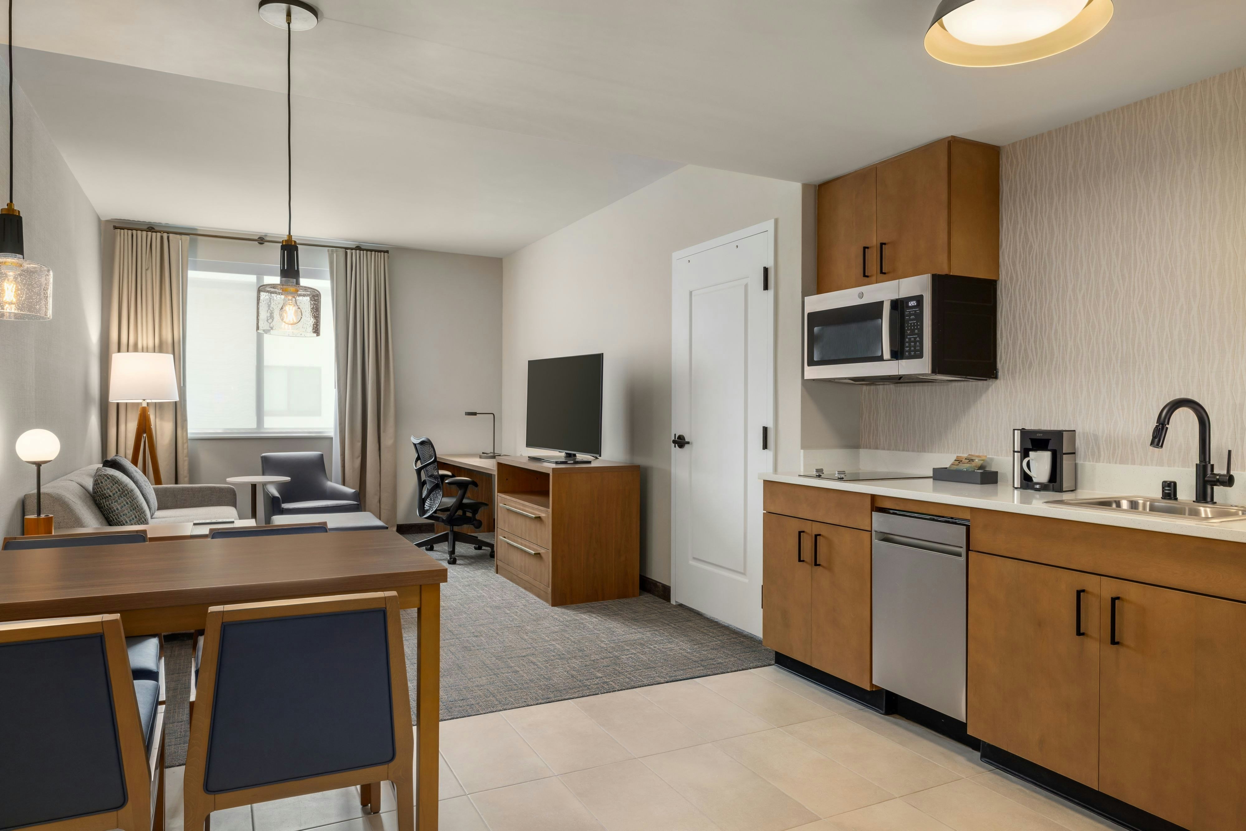 Residence Inn by Marriott San Luis Obispo-guestroom-Queen/Queen One-Bedroom Suite.jpg