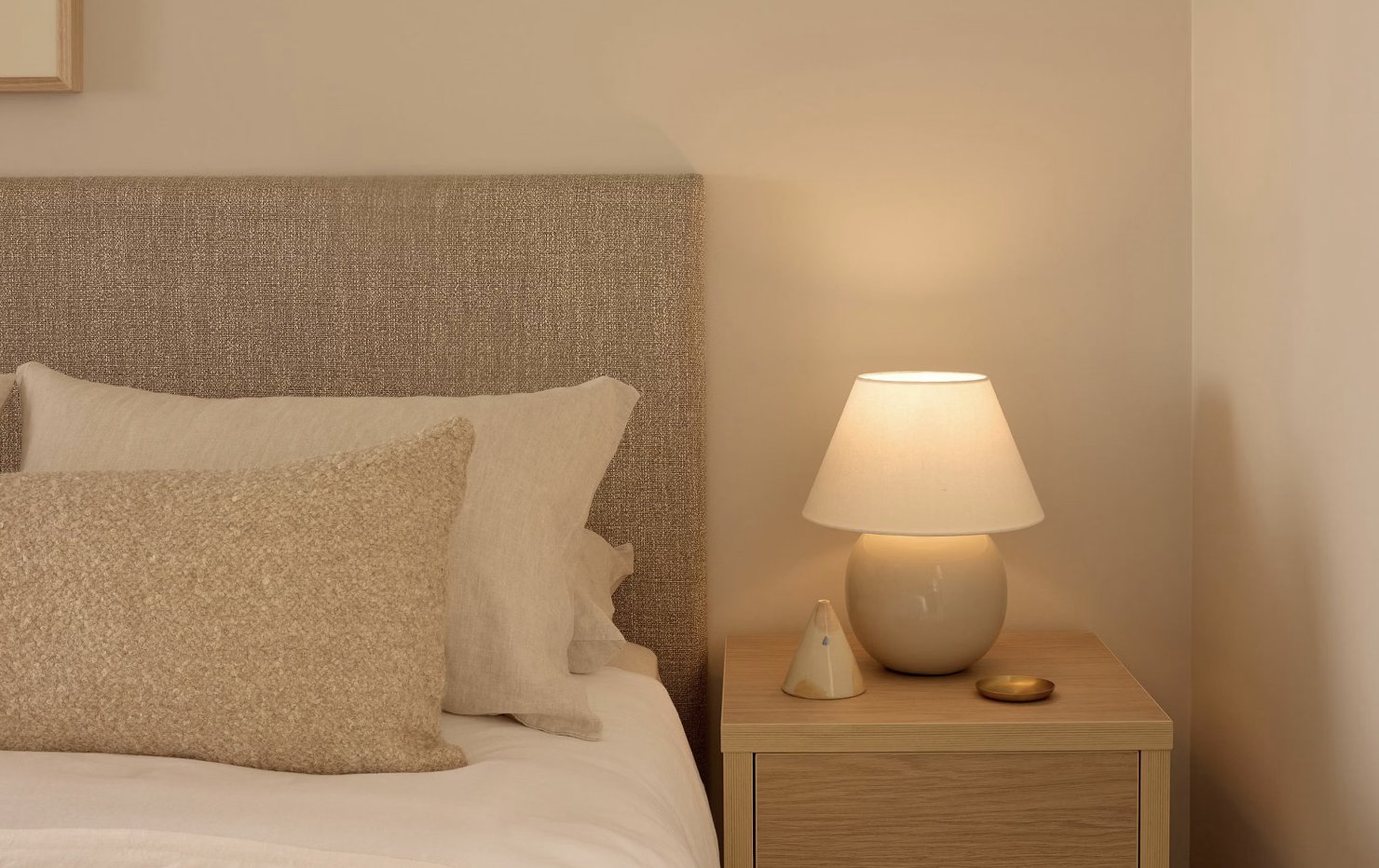 Urban Rest - South Brisbane Ap-guestroom-One Bedroom Apartment Two.jpg