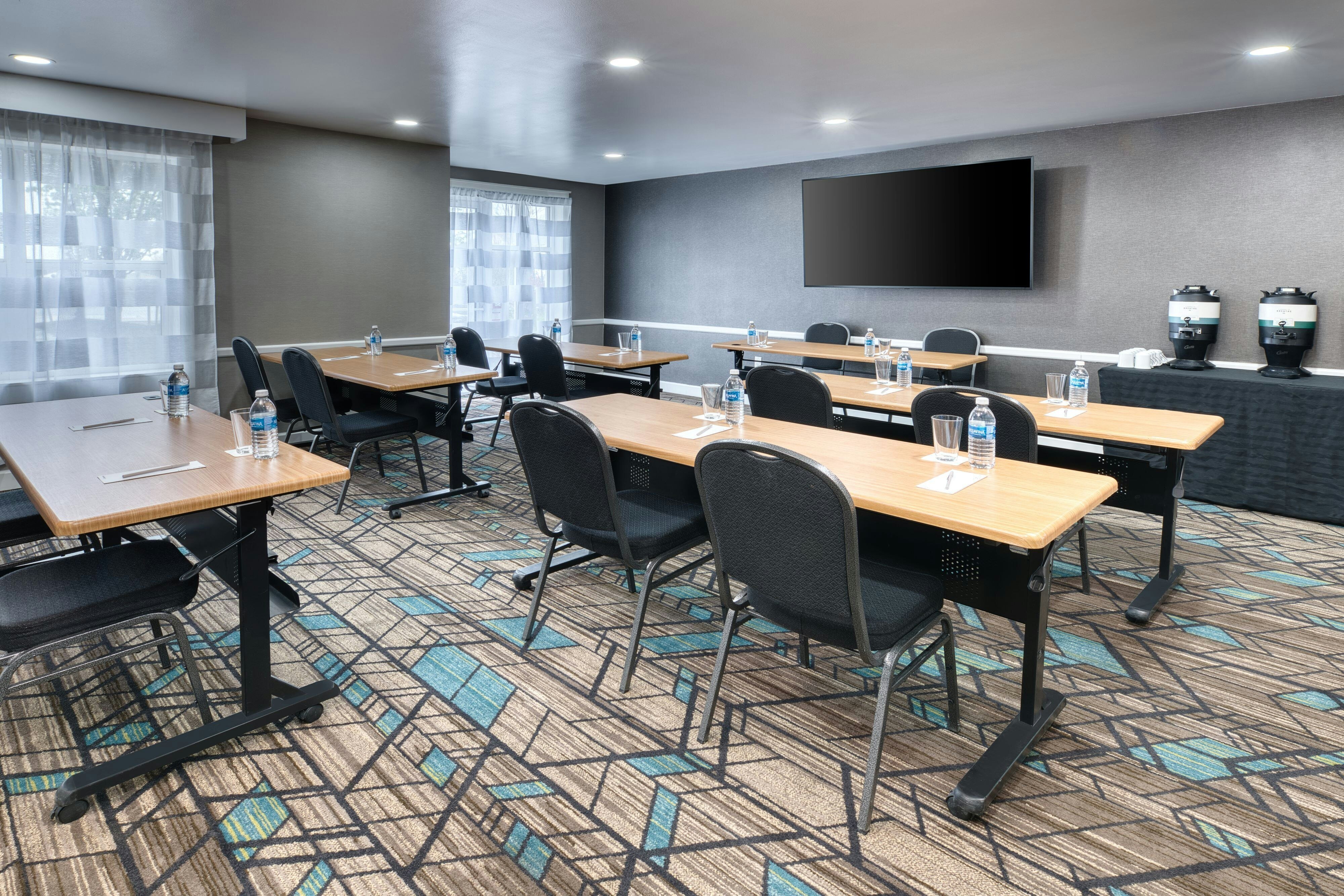 Residence Inn by Marriott Whitby-guestroom-Victoria Room.jpg