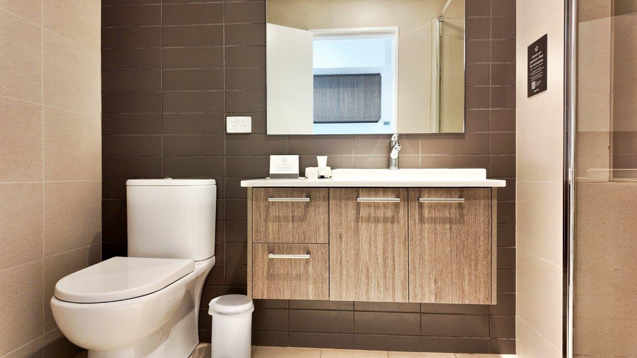 QUEST MOUNTS BAY ROAD-guestroom-Room Studio Bathroom.jpg