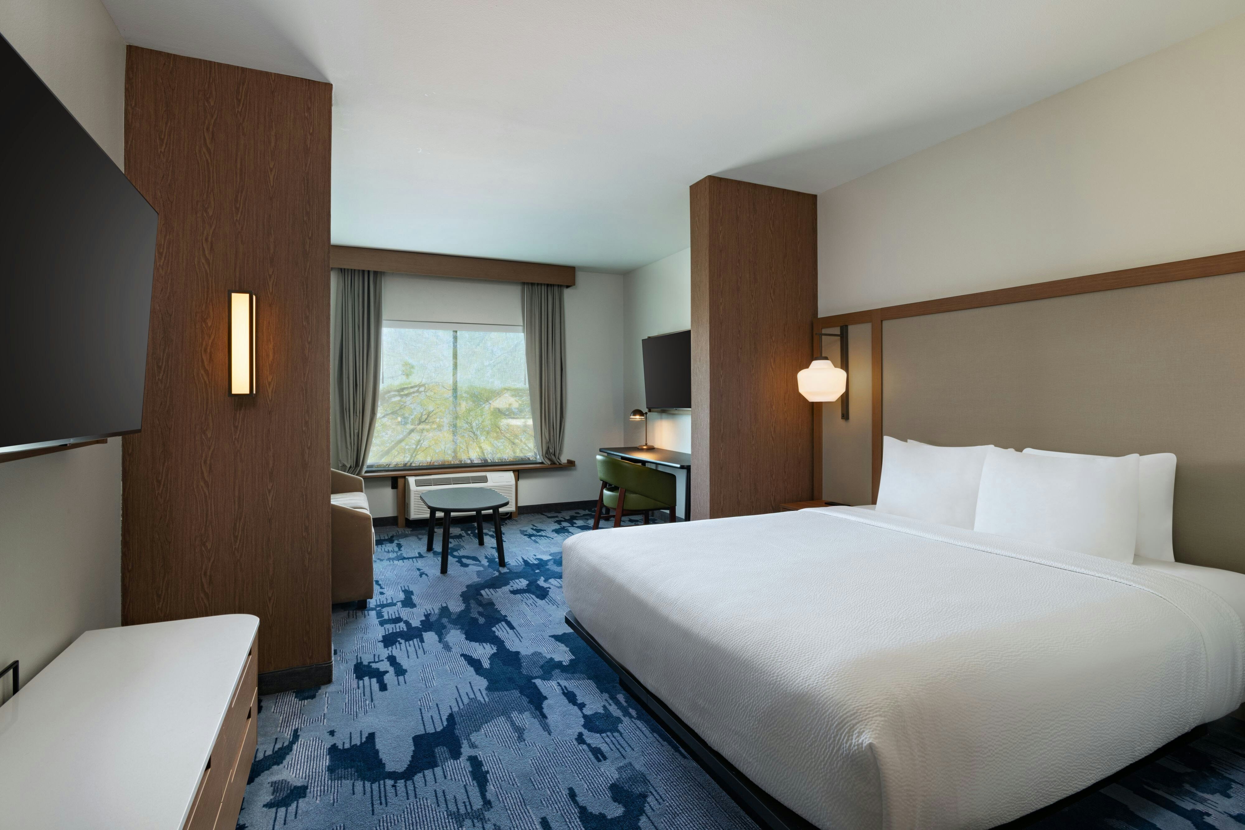 Fairfield by Marriott Inn and Suites Harlingen-guestroom-King Suite Guestroom.jpg