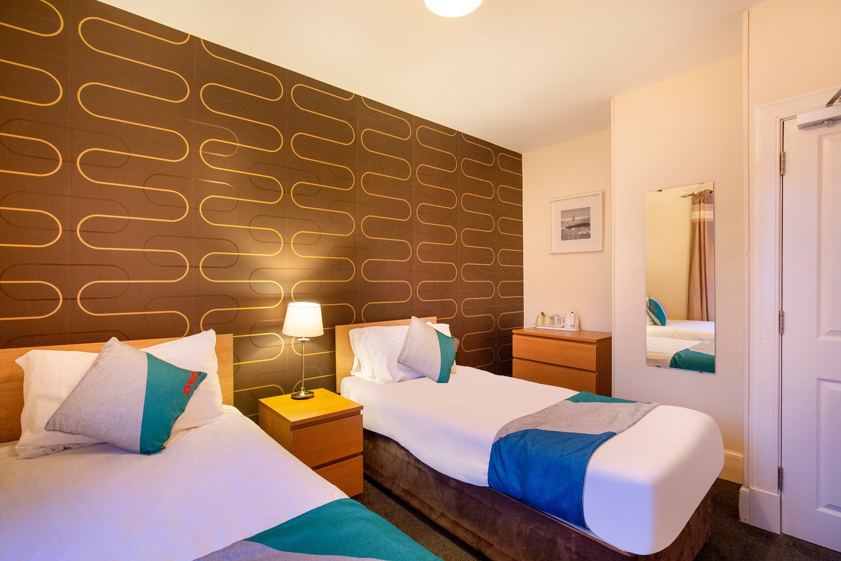 OYO BRAERIACH HOTEL-guestroom-Room.jpg