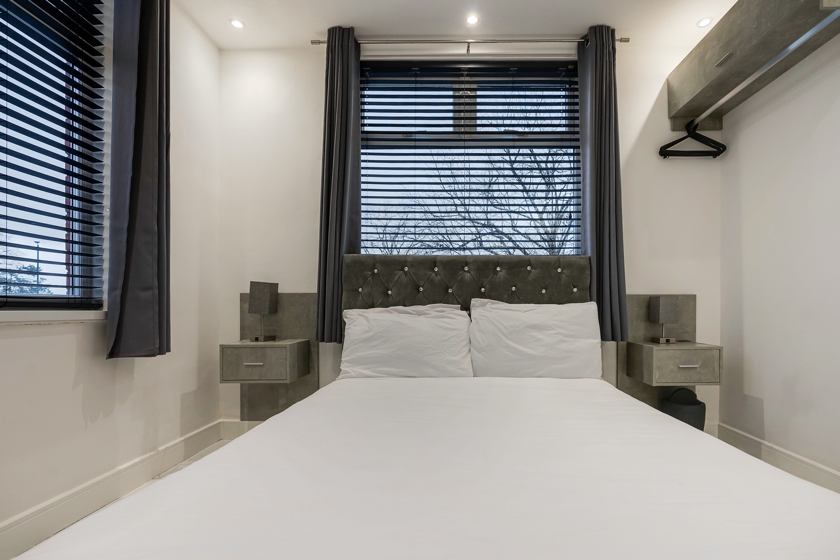 OYO BELLEVUE APARTMENTS-guestroom-Room.jpg