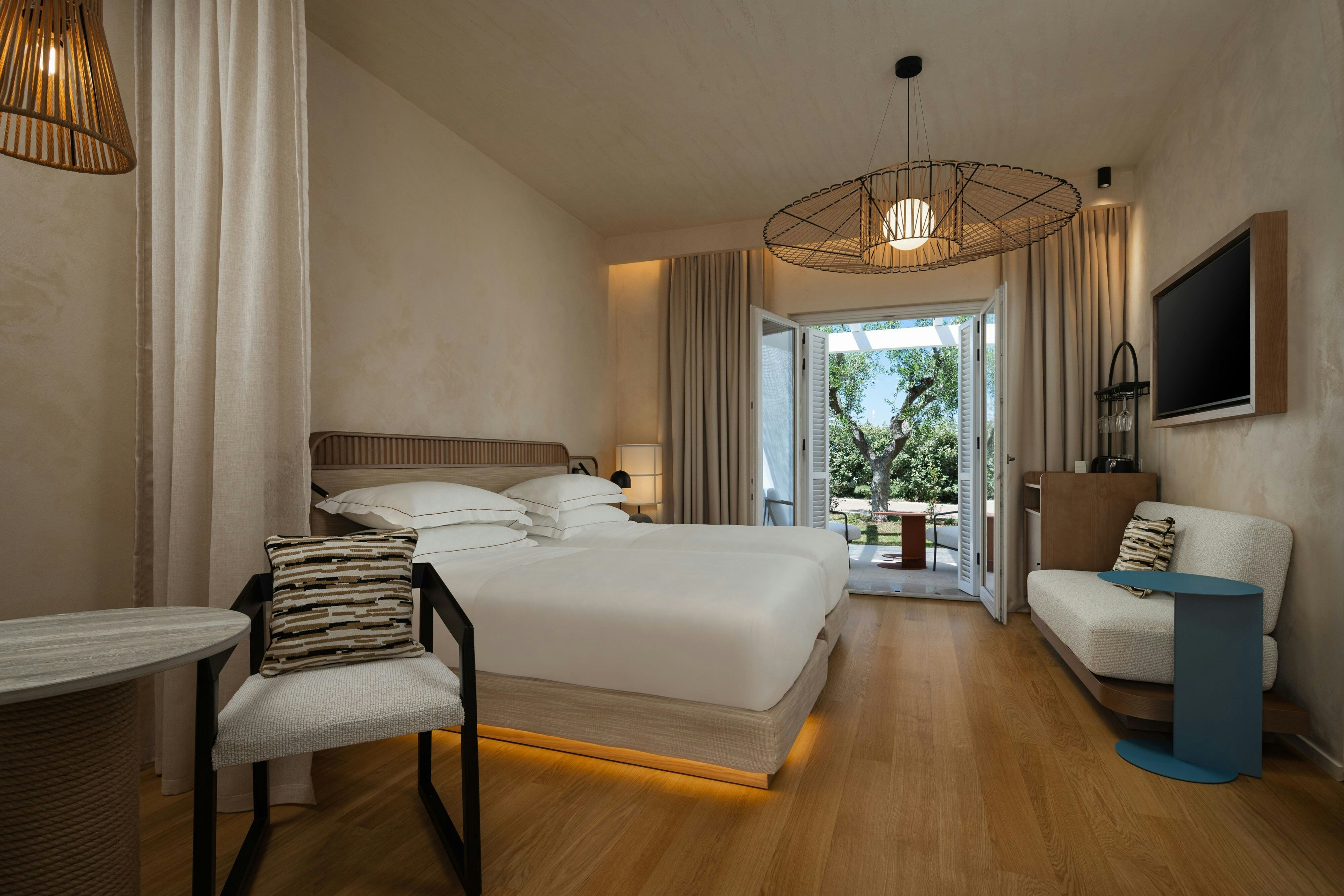 Cala Ponte a Tribute Portfolio Hotel-guestroom-Twin room.jpg