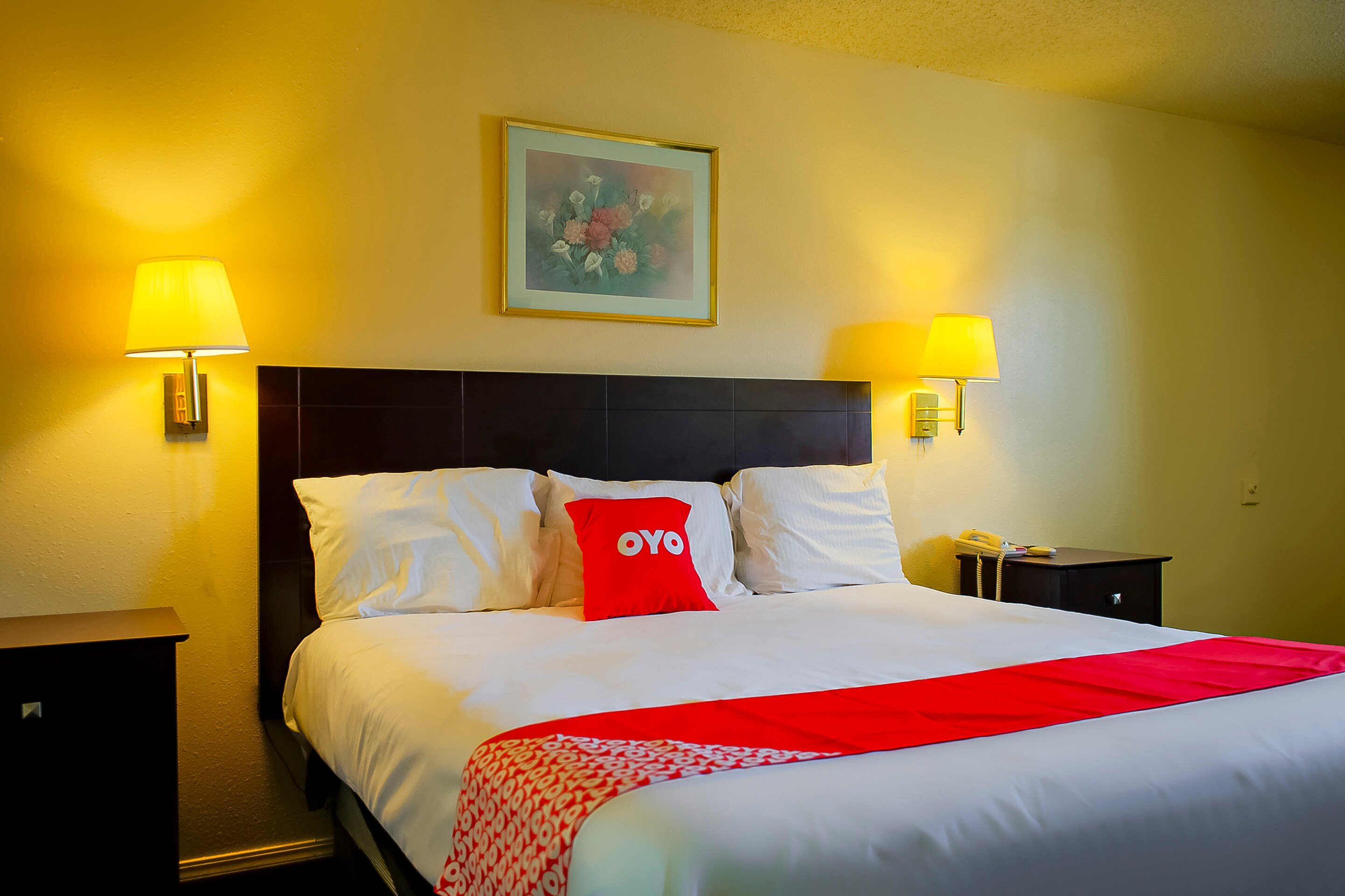 OYO HOTEL DUNCAN OK HWY 81-guestroom-Room.jpg