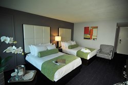  - Oyster Point Hotel Red Bank