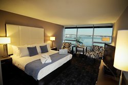  - Oyster Point Hotel Red Bank