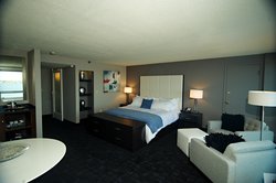  - Oyster Point Hotel Red Bank