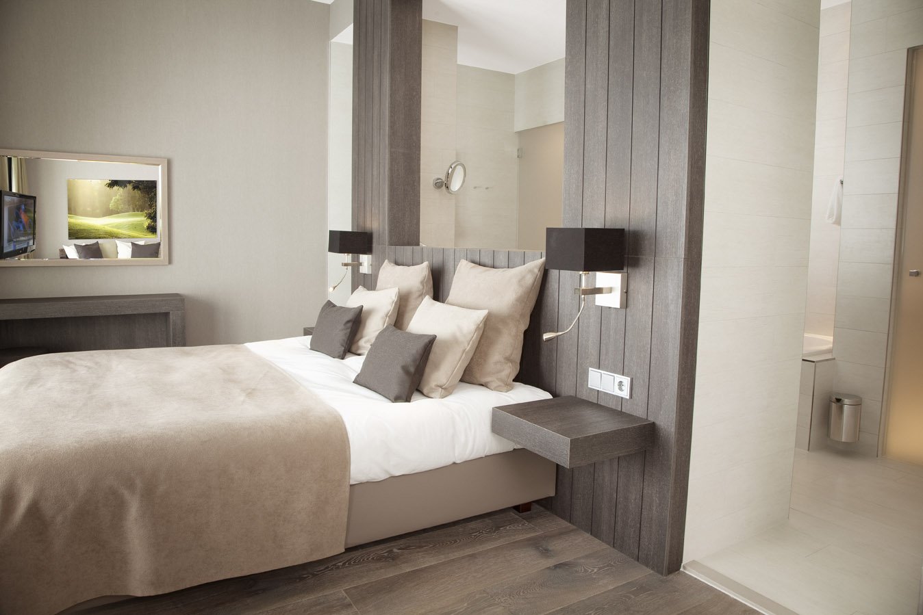 VAN DER VALK HOTEL MIDDELBURG-guestroom-Room.jpg
